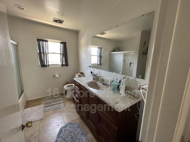 Building Photo - 6350 Mesita Dr