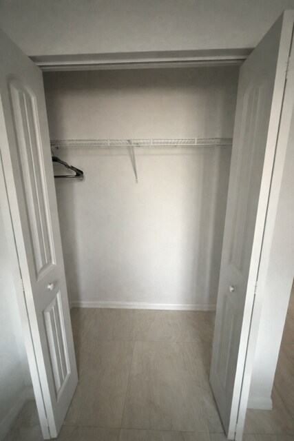 Building Photo - 1040 NW 33rd Ct