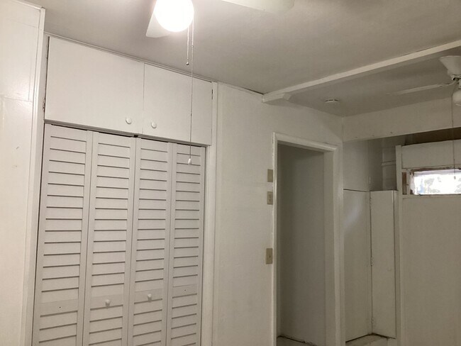 Building Photo - Apopka Duplex