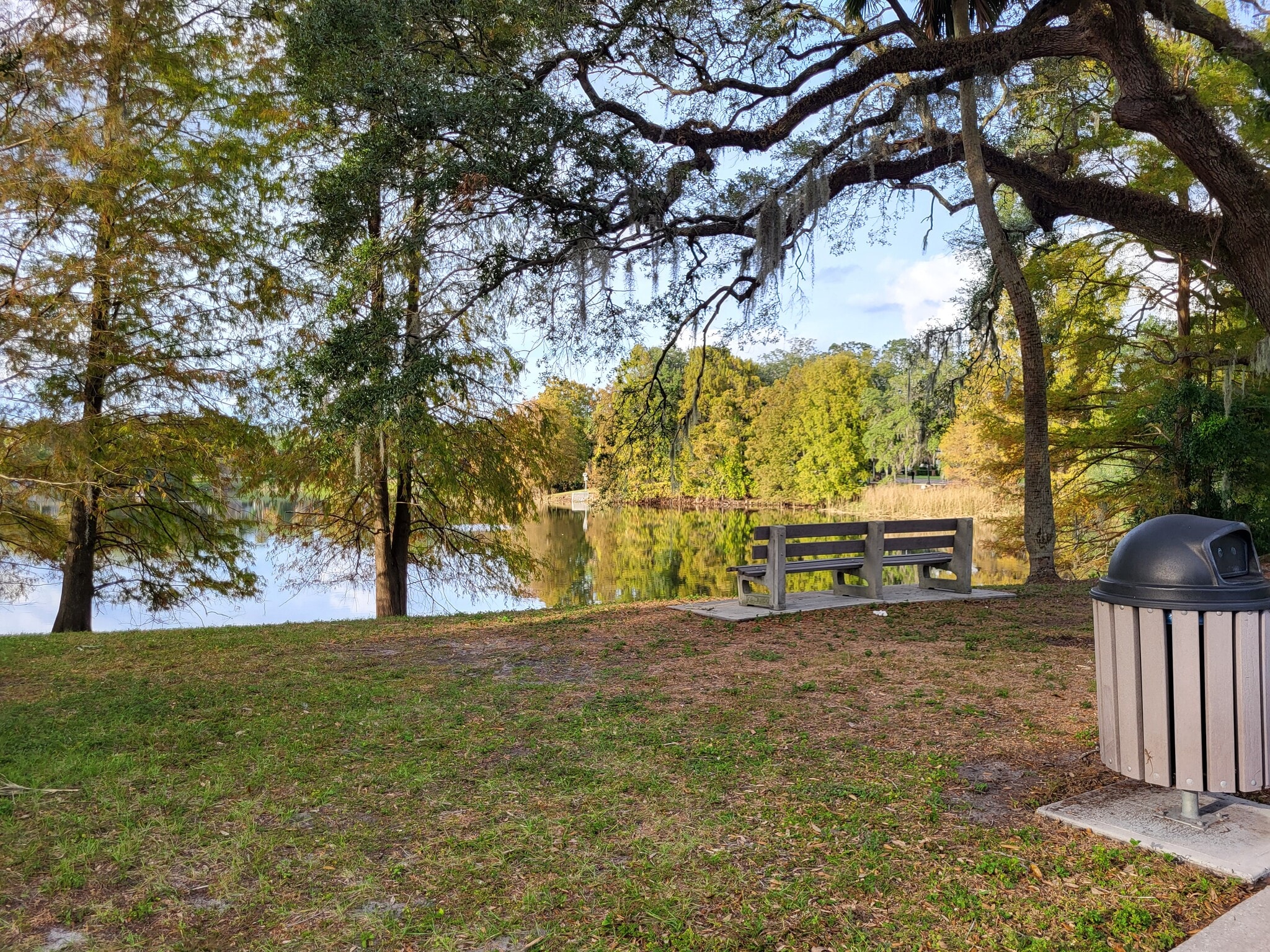 View of LAKE LAWSON PARK directly across the street from property. - 1210 E Jackson St