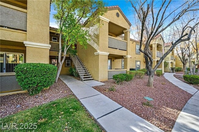 Primary Photo - 2300 E Silverado Ranch Blvd