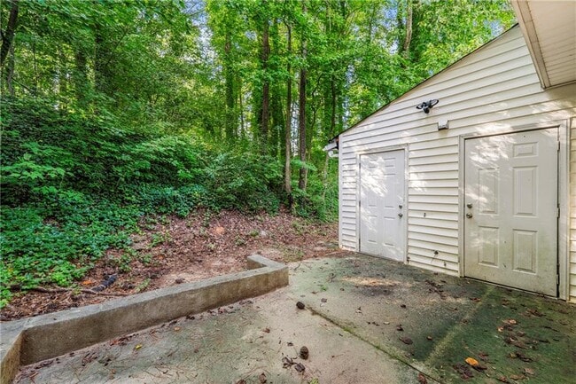 Building Photo - 1068 Huntington Trce SE