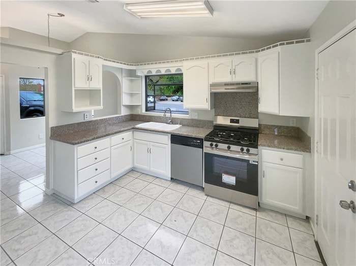 Building Photo - 376 Win Ct