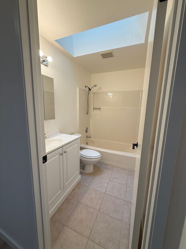 Building Photo - 7511 67th Ave NE
