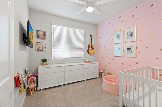 Building Photo - 1305 Swallowtail Dr