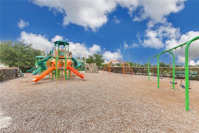 Building Photo - 205 Cimarron Dr