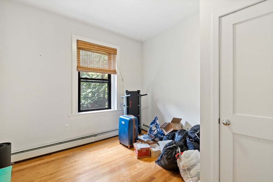 Building Photo - 155 Salem St