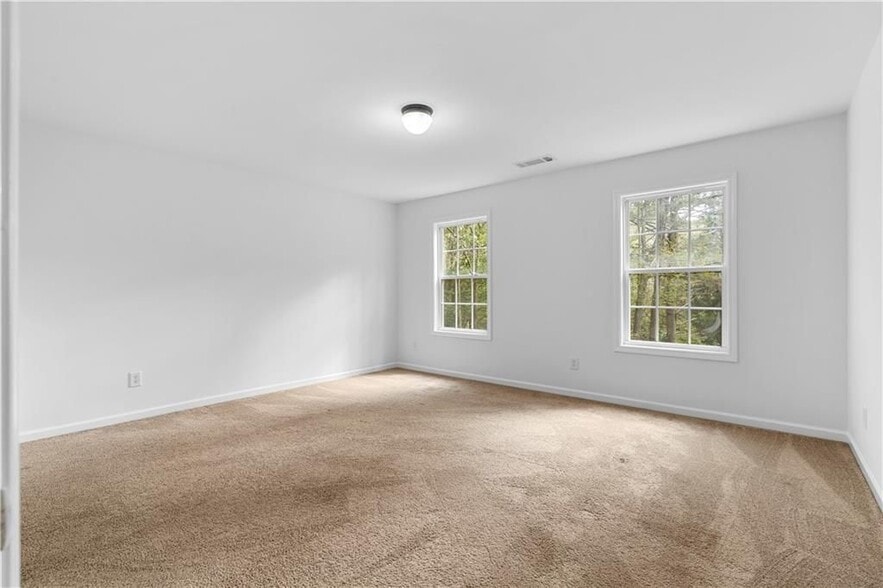 Building Photo - 80 Castle Ct