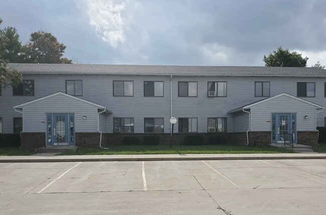 Building Photo - 307 Oxford Dr