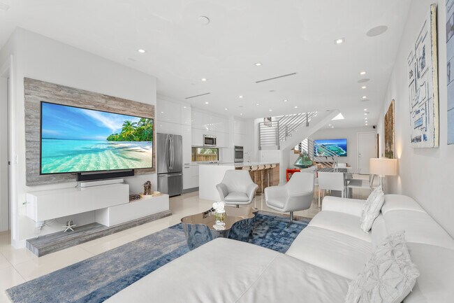 Building Photo - 3276 Day Ave