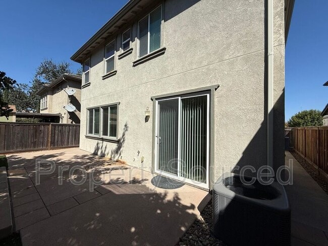 Building Photo - 388 Crescent Moon Dr