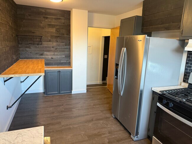 Building Photo - 7225 Inca St