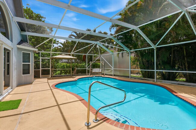 Building Photo - 360 Hammocks Trail