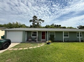 Building Photo - 2430 Lorna Dr