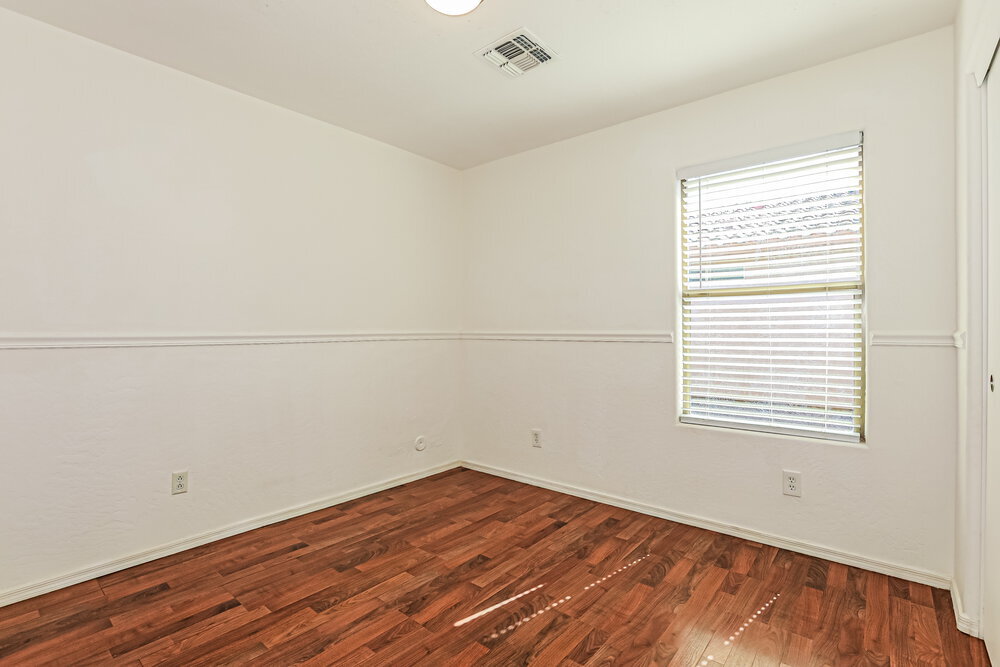 Building Photo - 286 W Santa Gertrudis Trl