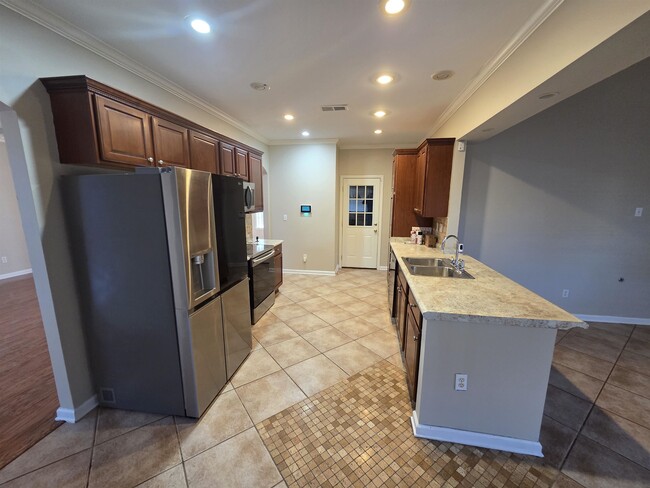 Building Photo - 8156 Old Brownsville Rd