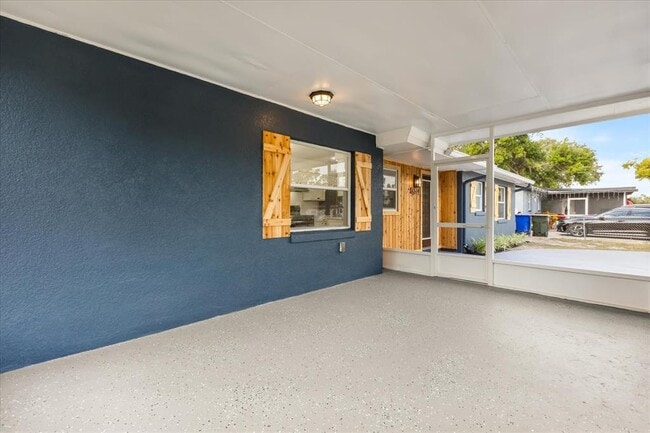 Building Photo - 1514 Lady Ave