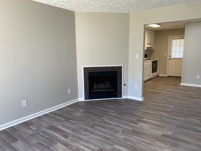 Building Photo - 642 Old Humboldt Rd