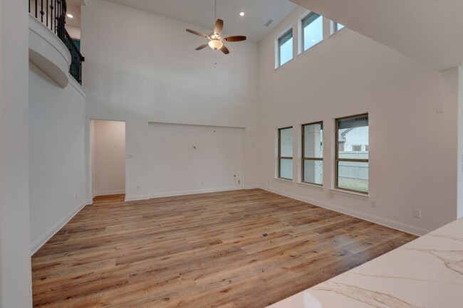 Building Photo - Must See 5 Bed 4.5 Bath in Northlake
