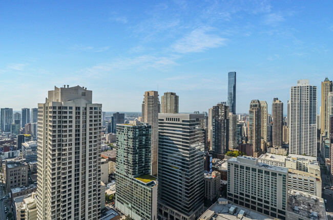 Building Photo - 405 N Wabash Ave