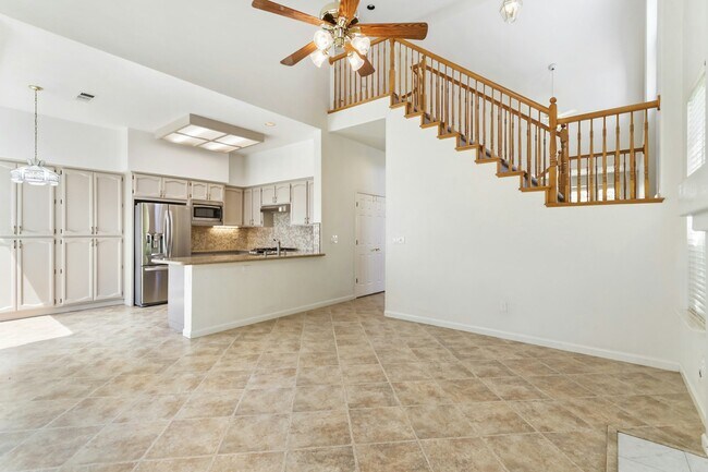 Building Photo - 2932 Prado Ln