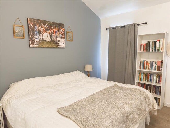 Building Photo - 1335 Belvin St