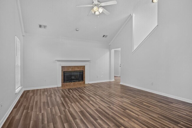 Building Photo - 75 Oak Ridge Cir