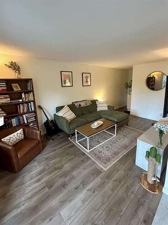 Building Photo - 620 S 1st St