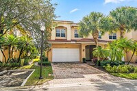 Building Photo - 4517 Artesa Way S