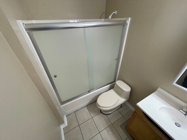 Building Photo - 4219 Young St