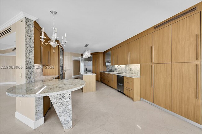Building Photo - 3370 Hidden Bay Dr