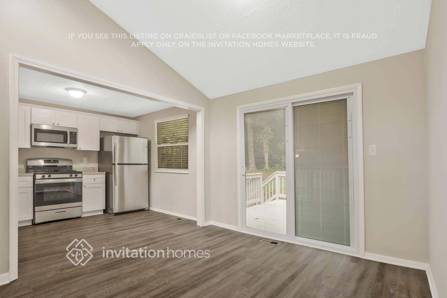 Building Photo - 393 Engle Dr