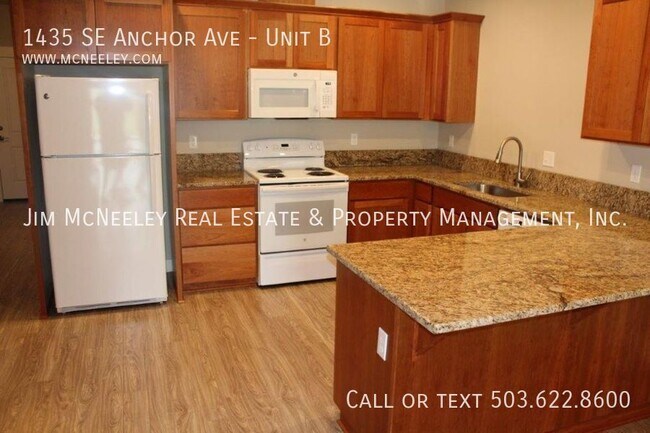 Building Photo - 1435 SE Anchor Ave