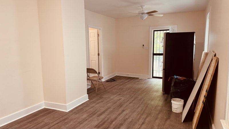 Building Photo - 504 Brentwood Ave