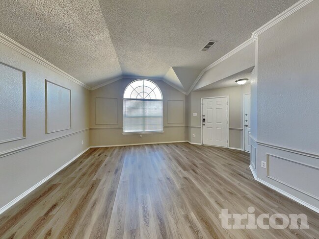 Building Photo - 304 Dakota Dr