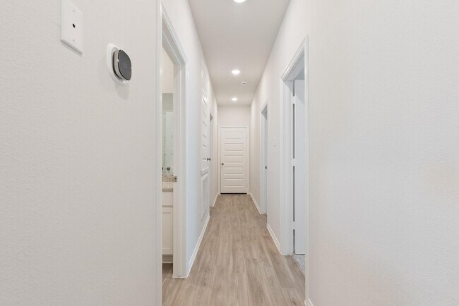 Building Photo - 5827 Fresh View Ct