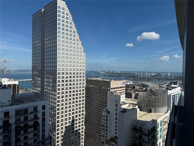 Building Photo - 300 Biscayne Blvd Way