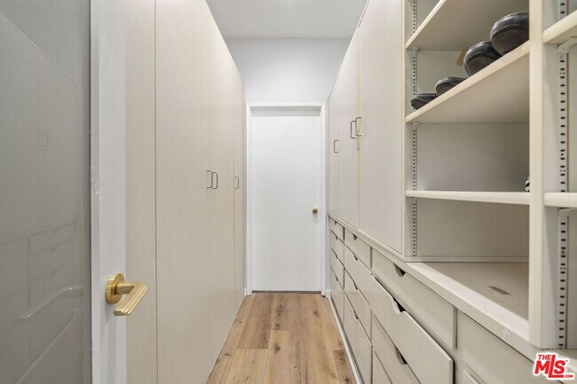 Building Photo - 9213 Warbler Way