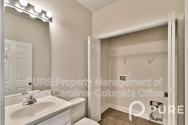 Building Photo - 316 Saluda Springs Rd