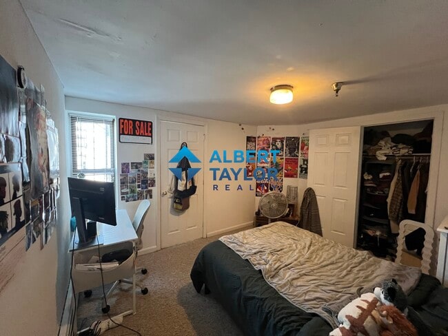 Building Photo - 176 Northampton St