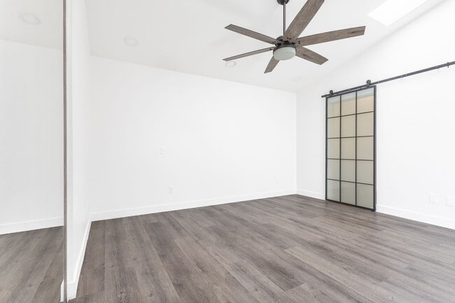 Building Photo - 640 E Banyan St