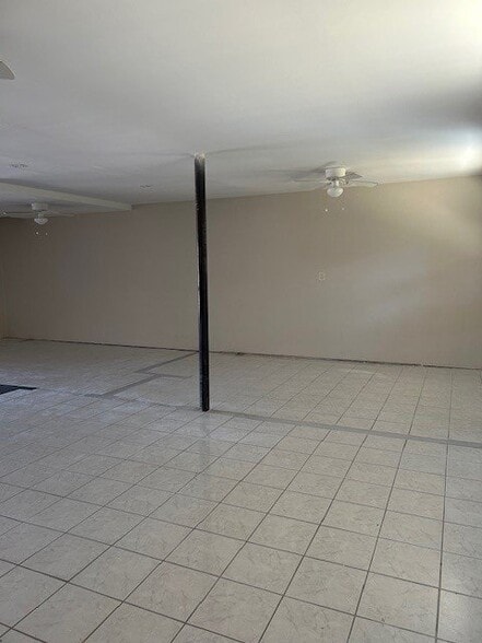 Building Photo - 2005 McMullen Ave