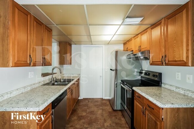 Building Photo - 8275 Jacaranda Ave