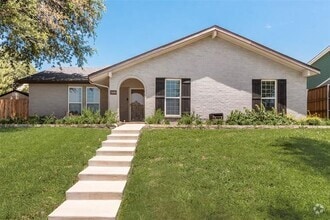 Building Photo - 3712 Viewmont Dr
