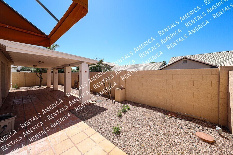 Building Photo - 3301 E Wescott Dr