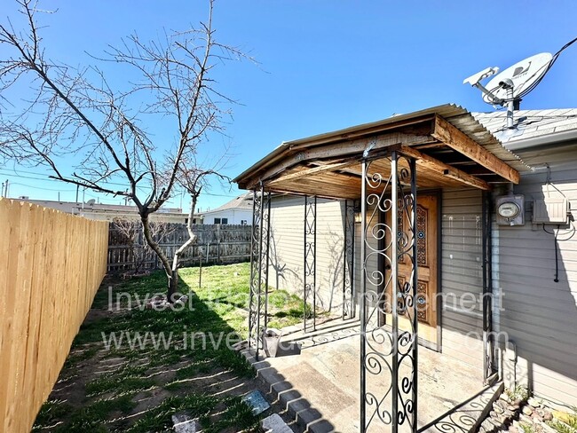 Building Photo - Quaint Single Family Home in Central Nampa