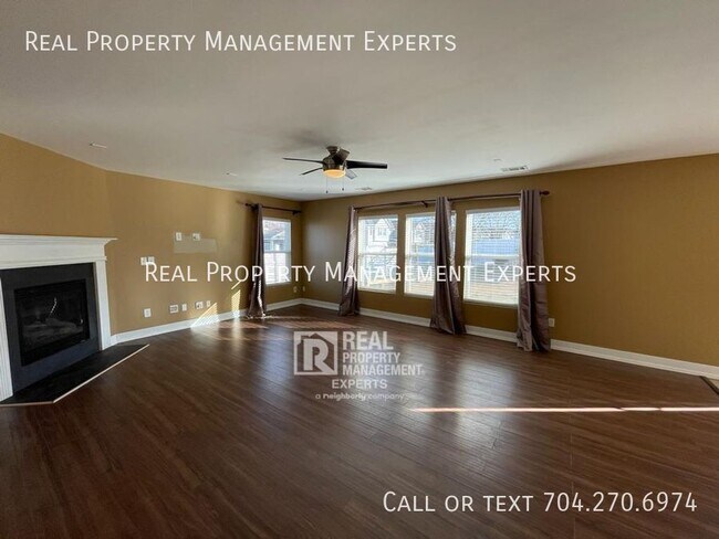 Building Photo - 15750 Normans Landing Dr