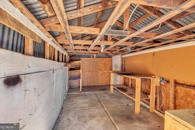 Building Photo - 1943 Heckle St