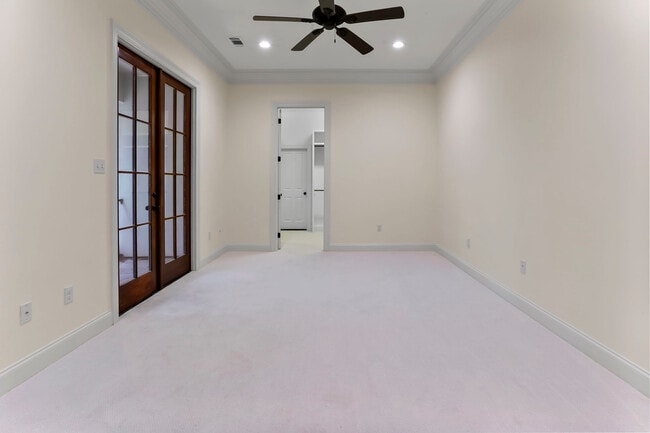 Building Photo - 2437 Fiero St