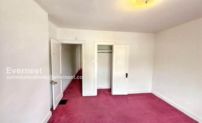 Building Photo - 661 S Burgess Ave